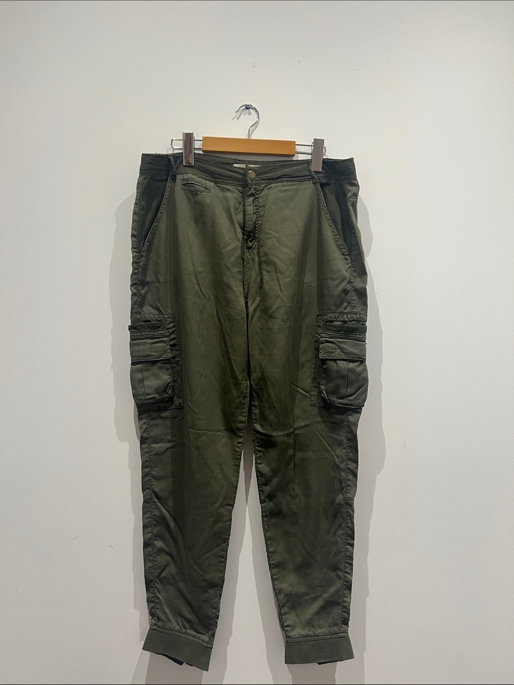 Women’s Olive Green Cargo Pants